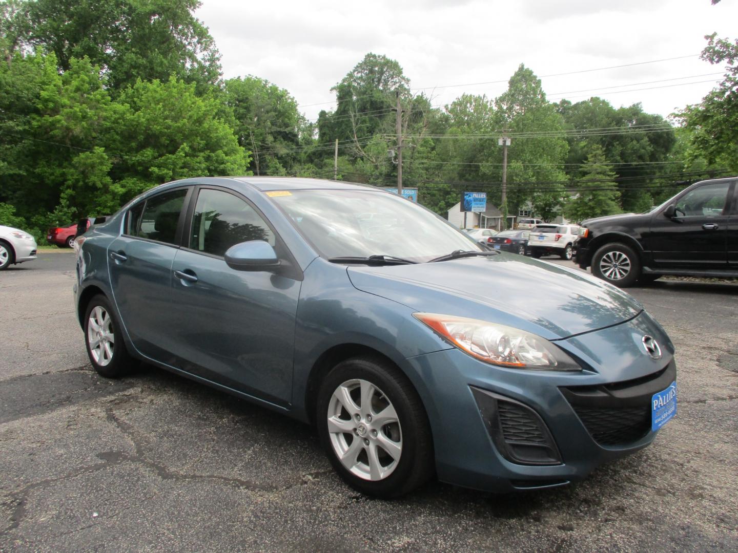 2011 BLUE Mazda MAZDA3 i Touring 4-Door (JM1BL1VF9B1) with an 2.0L L4 DOHC 16V engine, located at 540a Delsea Drive, Sewell, NJ, 08080, (856) 589-6888, 39.752560, -75.111206 - Photo#9